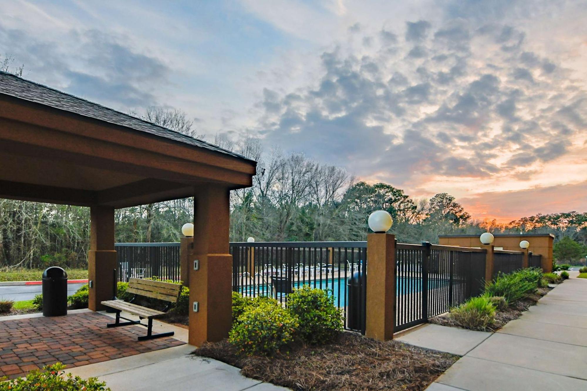 Hampton Inn Foley Zewnętrze zdjęcie